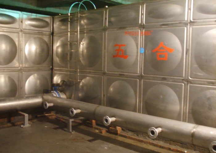 梦之岛水晶城300t方形水箱